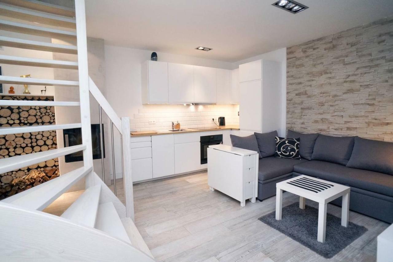Апартаменты Dwupoziomowy Apartament Mazowiecka 18 Быдгощ Экстерьер фото